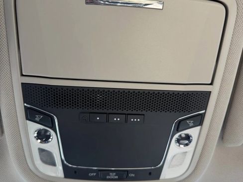 Used 2018 Honda Clarity Touring image 25