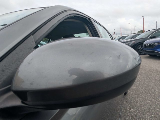 Used 2022 Nissan Altima 2.5 SV FWD image 11