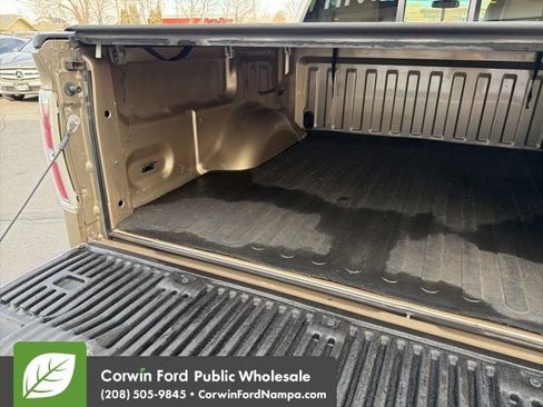 Used 2011 Ford F150 Lariat w/ Lariat Chrome Pkg image 31