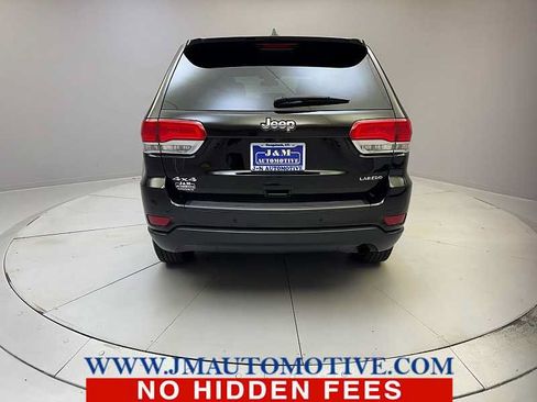 Used 2019 Jeep Grand Cherokee Laredo AWD/4WD image 4