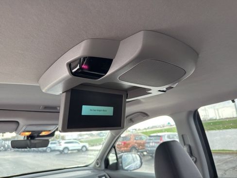 Certified 2022 Honda Pilot Touring image 10