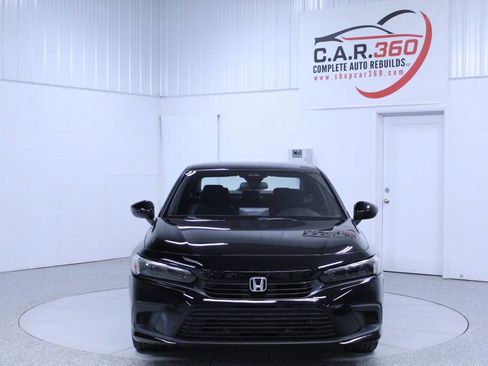 Used 2023 Honda Civic Sport image 9