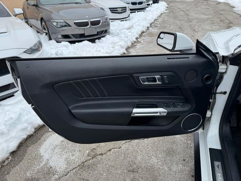 Used 2020 Ford Mustang GT Premium image 13