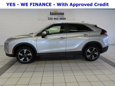 Used 2024 Mitsubishi Eclipse Cross SE image 3