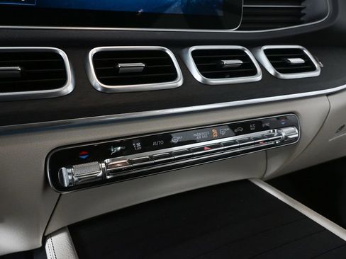 Used 2020 Mercedes-Benz GLE 350 4MATIC image 14