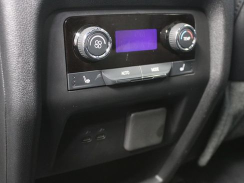 Used 2026 Chevrolet Traverse RS AWD/4WD image 18