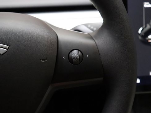 Used 2023 Tesla Model 3 Standard Range image 53