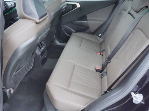 Used 2025 BMW X3 xDrive30i w/ Convenience Package image 18