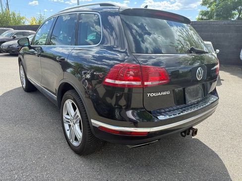 Used 2015 Volkswagen Touareg Executive AWD/4WD image 7