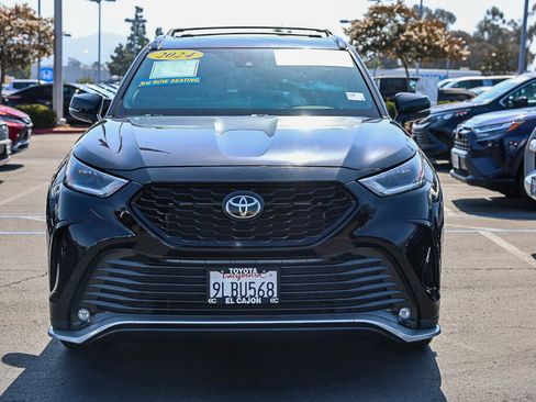 Certified 2024 Toyota Highlander XSE FWD image 22