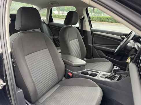 Used 2025 Volkswagen Jetta S FWD image 30
