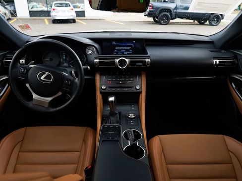 Used 2019 Lexus RC 300 w/ Premium Package RWD image 8