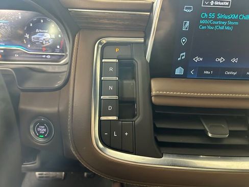 Used 2023 Chevrolet Tahoe High Country AWD/4WD image 21