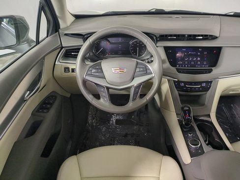 Used 2022 Cadillac XT5 Premium Luxury FWD image 19