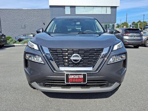 Certified 2023 Nissan Rogue SV image 2