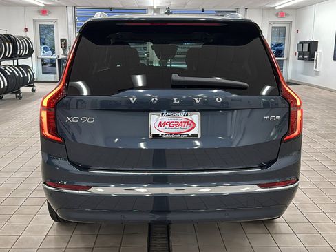 New 2026 Volvo XC90 T8 Ultra w/ Protection Package Premier AWD/4WD image 6
