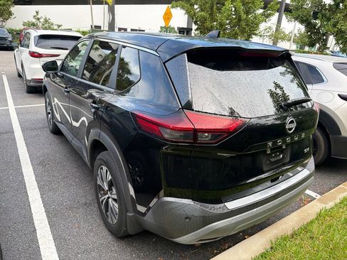 Used 2023 Nissan Rogue SV FWD image 12