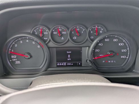 Used 2026 Chevrolet Silverado 1500 Custom Trail Boss w/ LPO, Dark Essentials Package AWD/4WD image 25