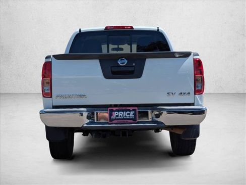 Used 2019 Nissan Frontier SV AWD/4WD image 6