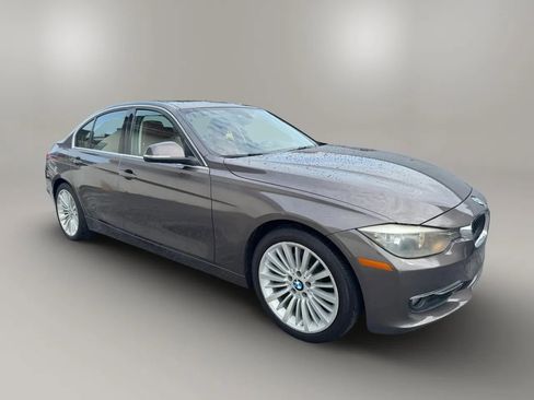 Used 2012 BMW 328i Sedan RWD image 4