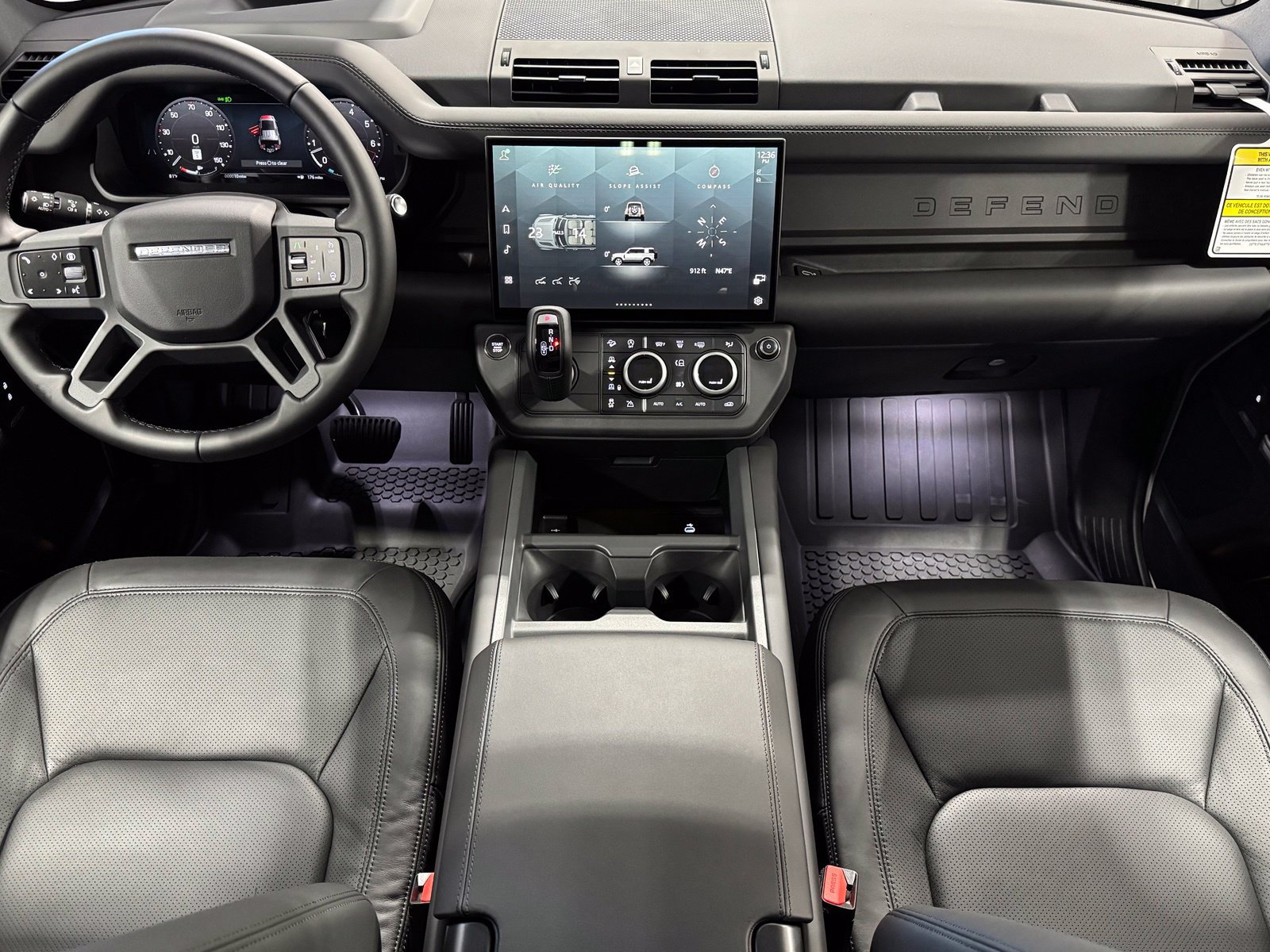 New 2026 Land Rover Defender 110 X-Dynamic SE AWD/4WD image 38