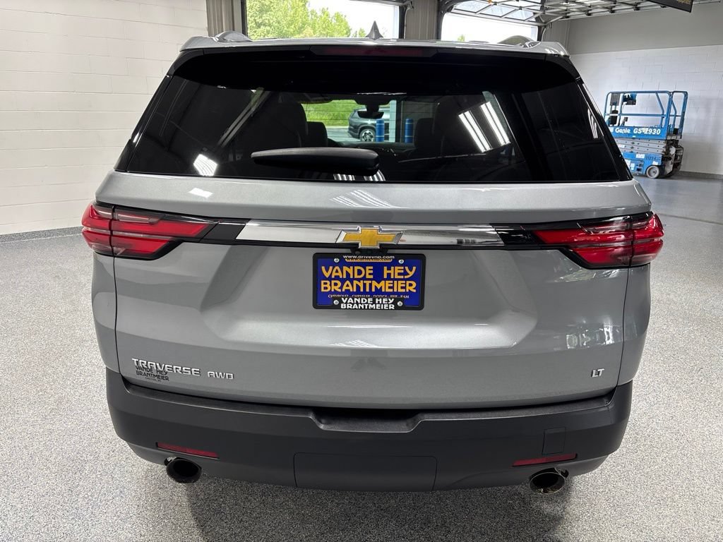 Used 2023 Chevrolet Traverse LT w/ LT Premium Package AWD/4WD image 6