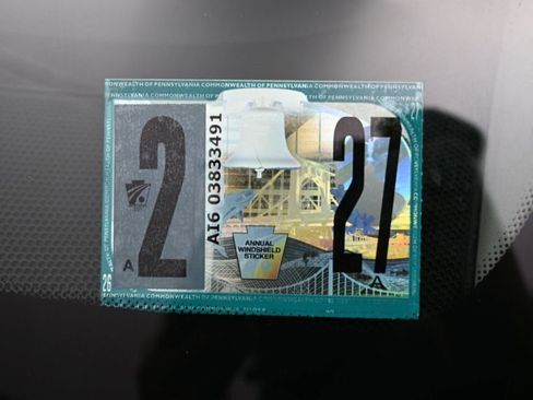 Used 2020 Kia Niro EX Premium image 9