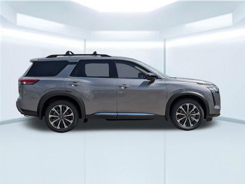 New 2026 Nissan Pathfinder Platinum image 22