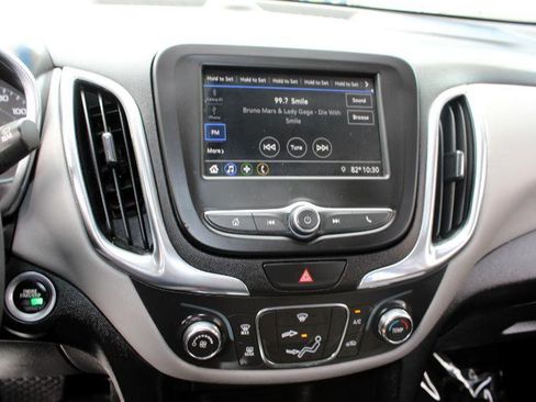 Used 2019 Chevrolet Equinox LS image 26