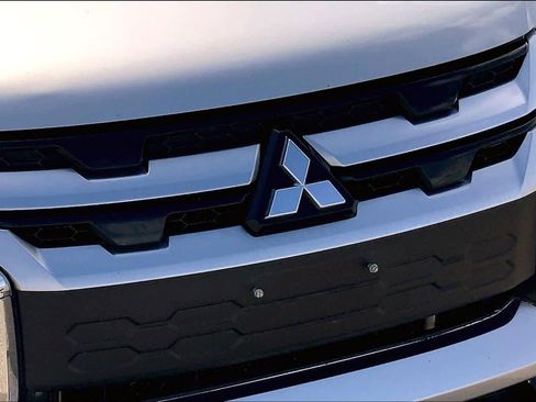 Used 2020 Mitsubishi Outlander Sport SE image 30