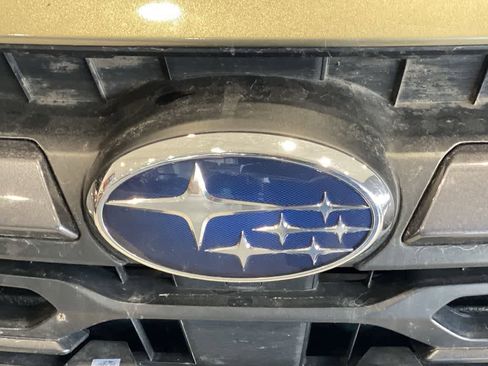 Used 2023 Subaru Outback Premium w/ Popular Package #1 image 10