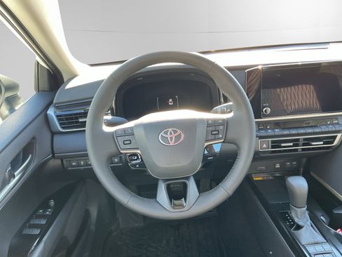 New 2026 Toyota Camry LE w/ Convenience Package image 12