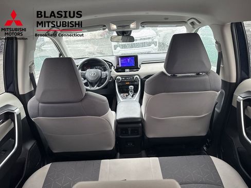 Used 2023 Toyota RAV4 XLE image 12