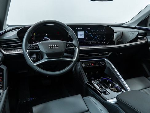 New 2025 Audi Q5 2.0T Premium Plus image 4