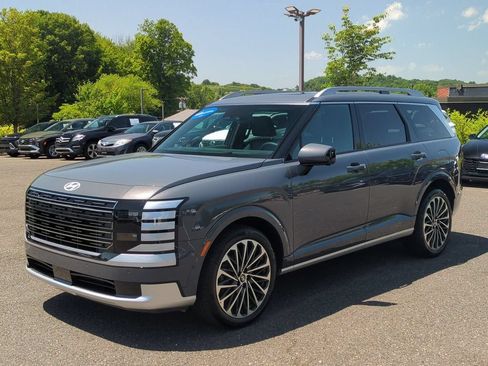 Certified 2026 Hyundai Palisade Calligraphy AWD/4WD image 7