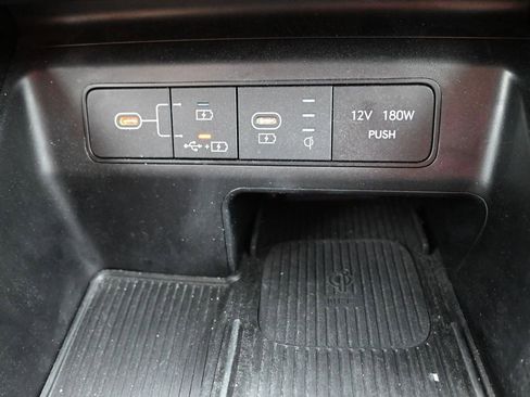 Used 2025 Hyundai Tucson SEL FWD image 18