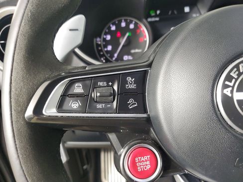 Used 2022 Alfa Romeo Stelvio Quadrifoglio w/ Active Assist Plus Package AWD/4WD image 36
