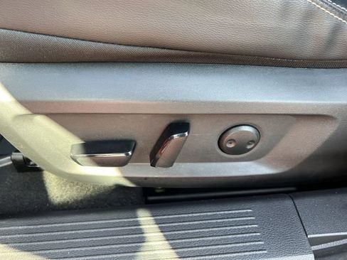 Used 2023 Nissan Rogue SL image 10