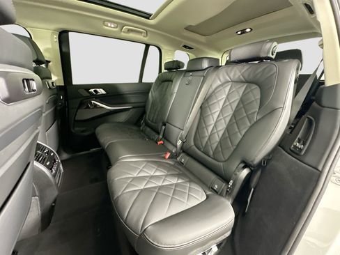 New 2026 BMW X7 xDrive40i image 25