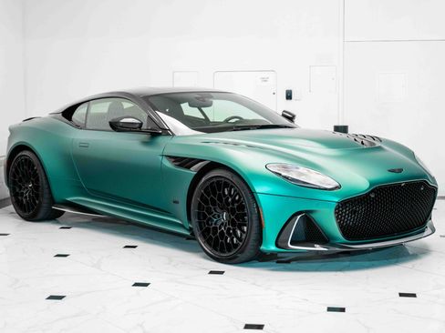 Used 2023 Aston Martin DBS Coupe RWD image 1