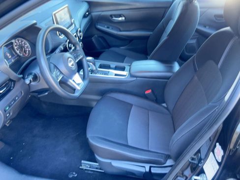 Used 2024 Nissan Sentra SV image 5