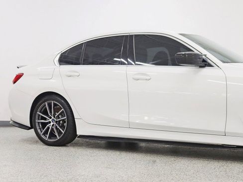 Used 2019 BMW 330i Sedan w/ Convenience Package RWD image 3