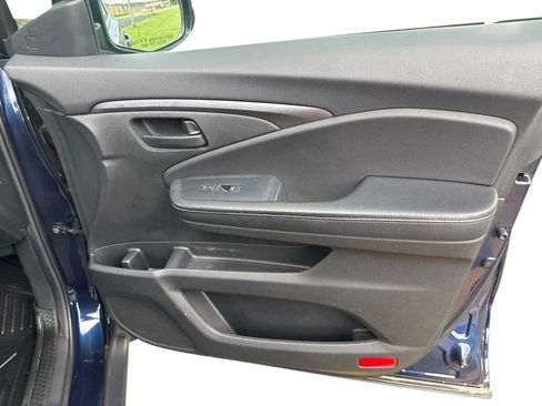 Used 2023 Honda Passport EX-L image 13