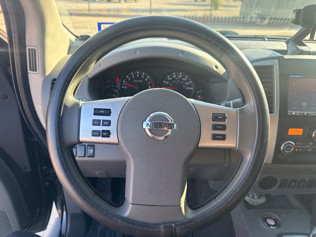 Used 2020 Nissan Frontier SV w/ Midnight Edition Floor Mats RWD image 17