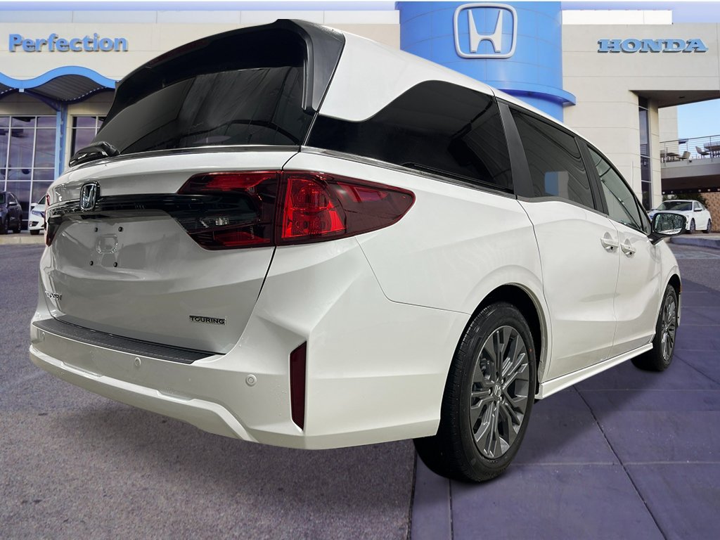 New 2027 Honda Odyssey Touring image 5