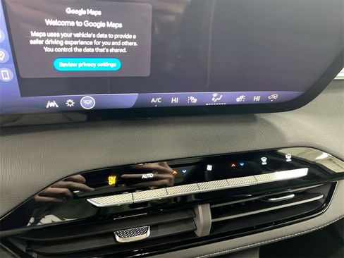 New 2026 Buick Enclave Sport Touring w/ Power Package image 16