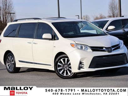 Used 2018 Toyota Sienna XLE