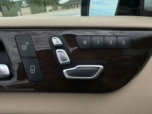 Used 2018 Mercedes-Benz GLE 350 w/ Premium 2 Package image 42