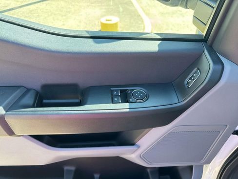 New 2025 Ford F550 4x4 Regular Cab Super Duty image 24