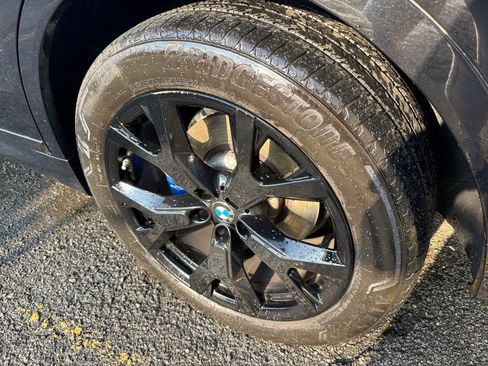 Used 2020 BMW X7 xDrive40i w/ M Sport Package AWD/4WD image 42